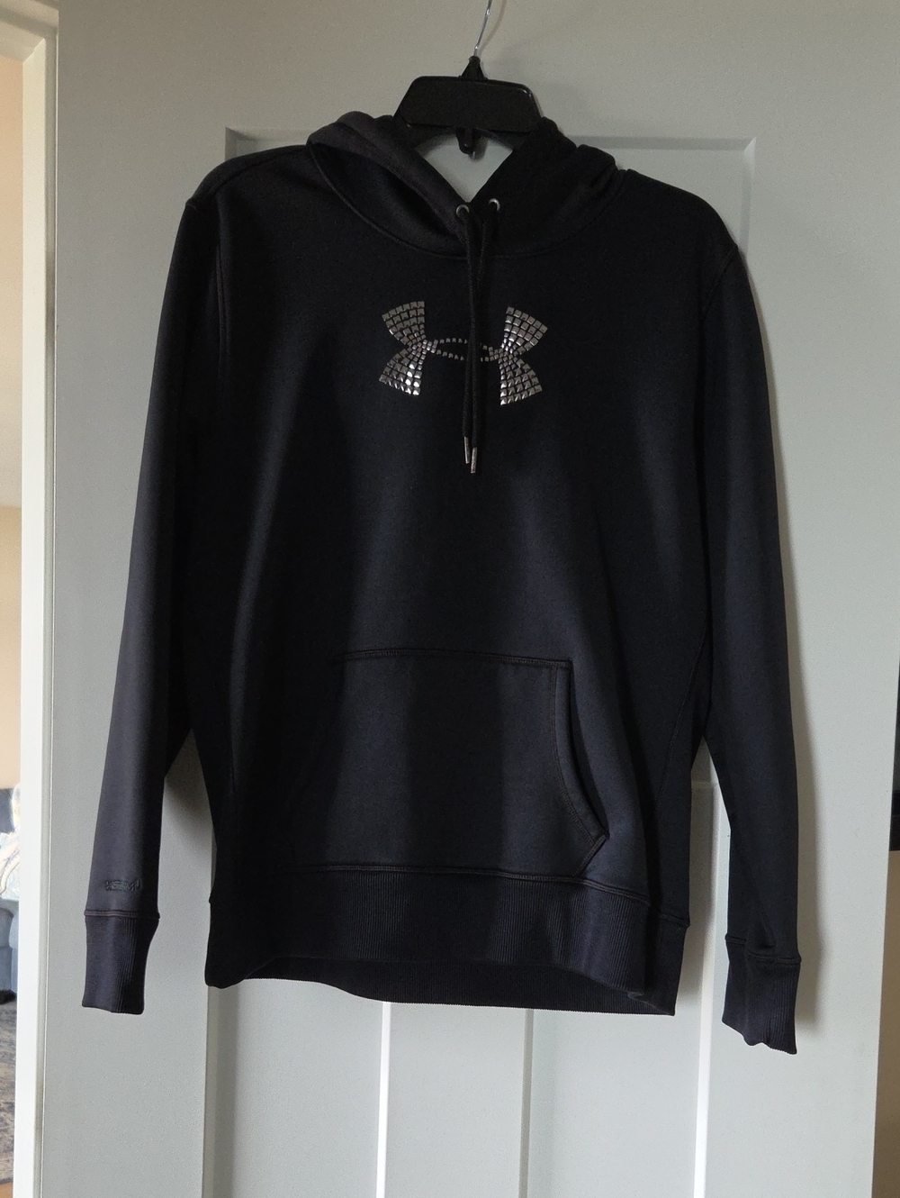 Under Armour Women's Black Pullover Hoodie with Reflective Logo